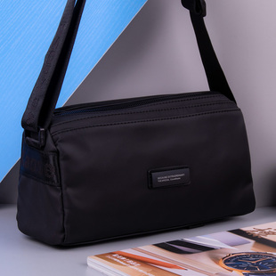 斜挎包男单肩包男士背包多隔层防水牛津布大容量商务潮男包高级感