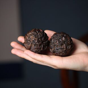 沉香木祥龙木雕手把件保健球中老年人健身球把玩手球手转球按摩球