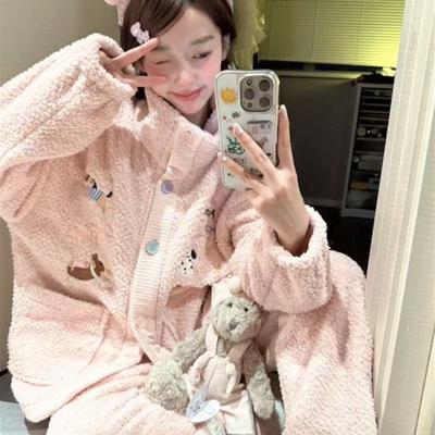 珊瑚绒睡衣女款秋冬季2025新款法兰绒冬天保暖加厚卡通小狗家居服