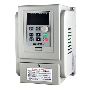 2.2 5.5kw单相通用电机调速器 1.5 变频器380v220V0.75