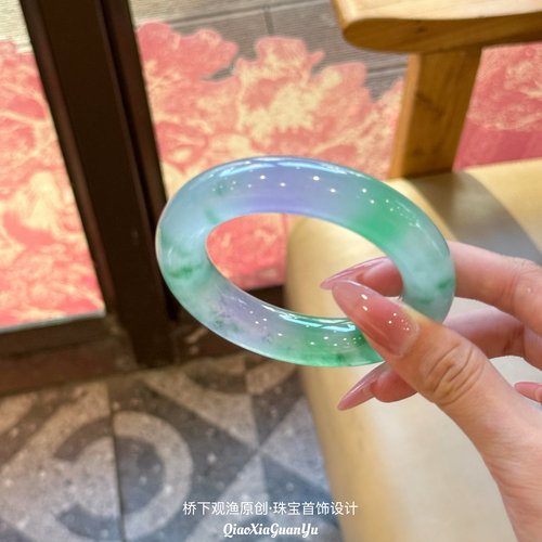 天然独龙玉手镯女春彩高冰紫罗兰