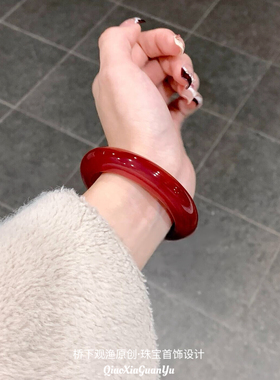 红玛瑙手镯冰透红玉镯女款红色玉