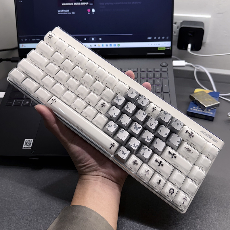 XVX水晶果冻2.0键帽磁轴机械键盘图片