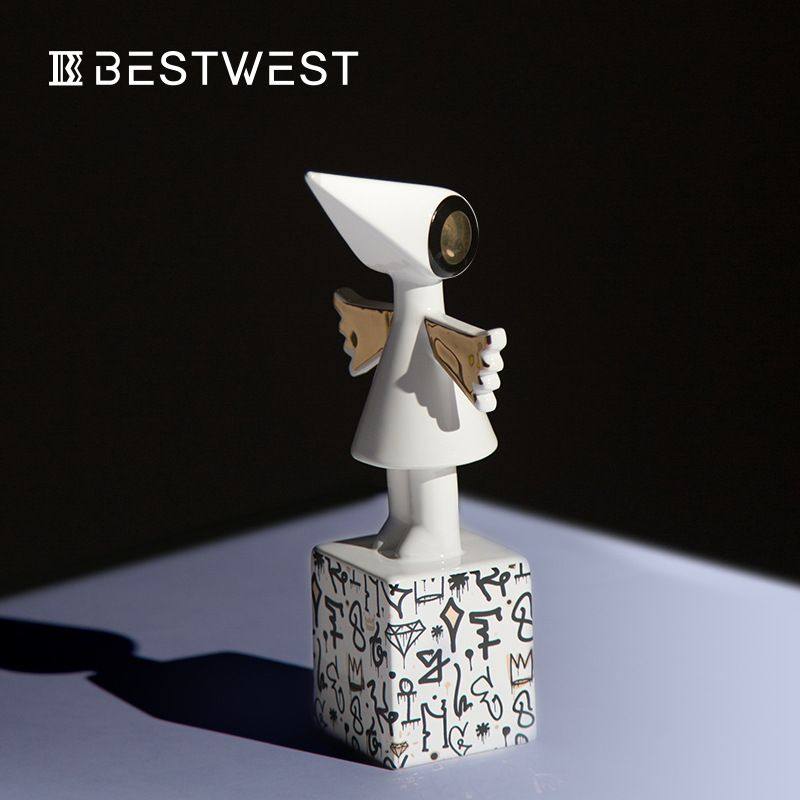 纪念碑谷艾达乌鸦人彩绘釉面陶瓷摆件ins家居玄关软装