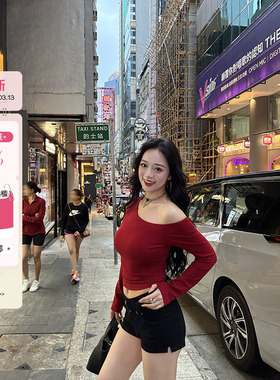 肉装小cherry 微甜黑巧 辣妹斜肩长袖T恤微胖带胸垫露肩修身上衣