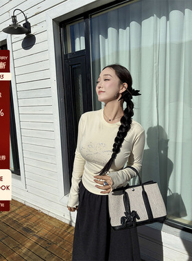 肉装小cherry 氧气海盐 圆领烫钻修身打底T微胖双面薄绒针织上衣