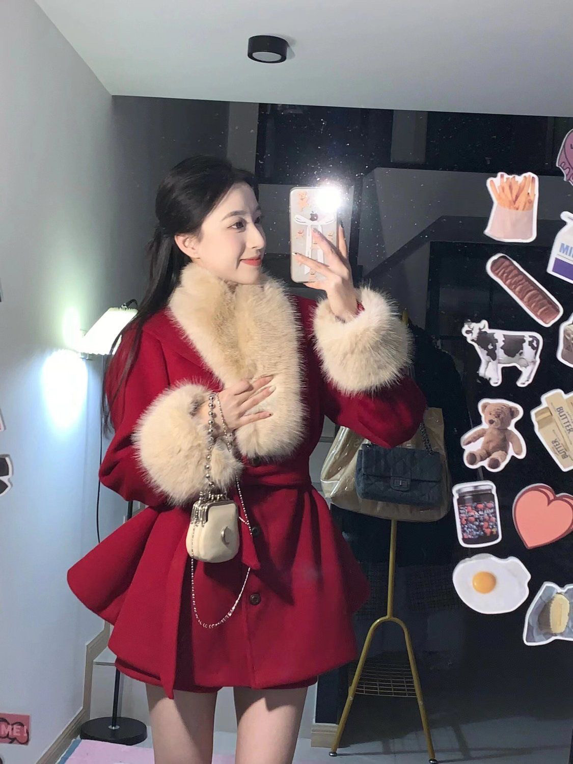 套装女2024早春新款高级感红色毛呢外套毛毛拼接大衣高腰显瘦短裤