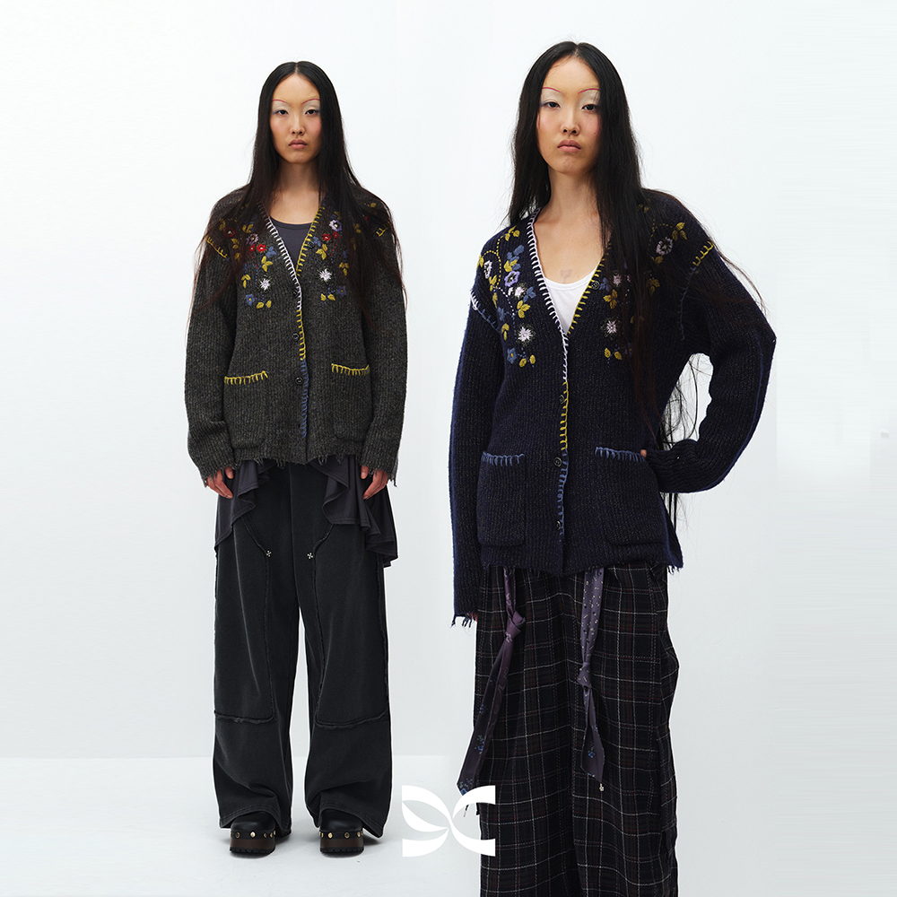 撞色花朵毛边叠穿慵懒毛衣开衫