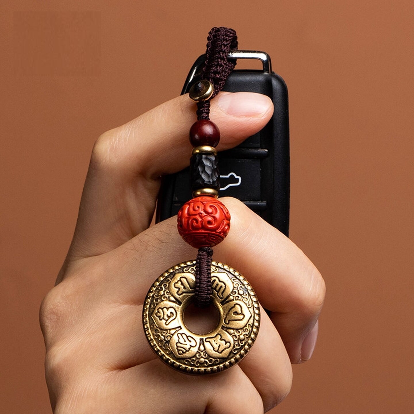 摩托车钥匙扣复古黄铜手工六字真言心经平安扣吊坠汽车钥匙扣挂件