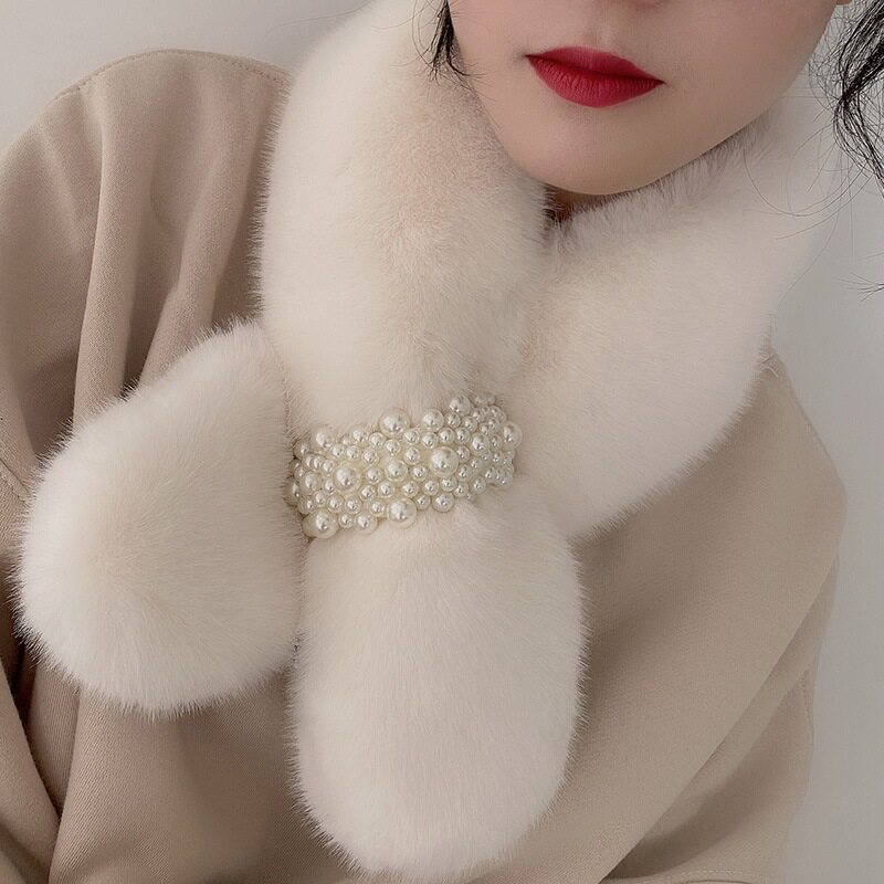 围巾女秋冬季高级感仿獭兔毛加厚保暖交叉珍珠扣韩国爆款毛绒围脖