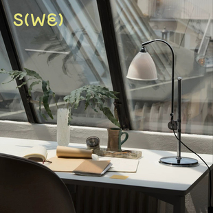 骨瓷灯罩可调节灯杆 TableLamp台灯丘吉尔台灯 GUBI&SWE独家 BL1
