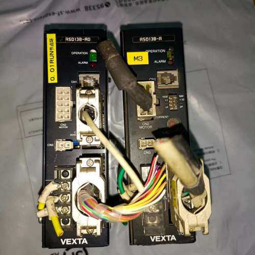 ASD13B-A  ASD13B-AD东方驱动器各一台，