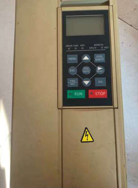 YOLICO 优利康   YD52P2 -T4-M  变频器