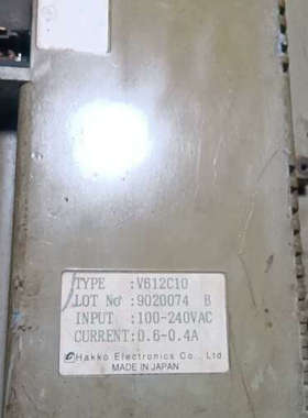 富士触摸屏 V612C10成色如图，没有通电过。