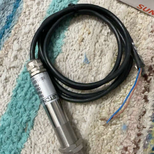 LETON 红外温度传感器电流输型测温仪 HS-100Ai