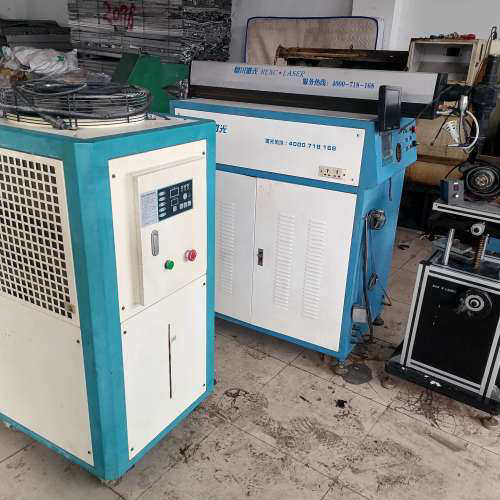 恒川激光BD-LW85-DND冷水机，型号HC-3Z-W30