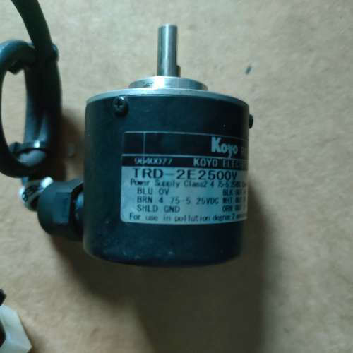 KOYO光洋，旋转编码器TRD-2E2500V 一个，成色如