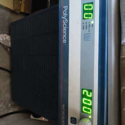 Polyscience冷水机，实验室光谱仪用冷水机，成色如图