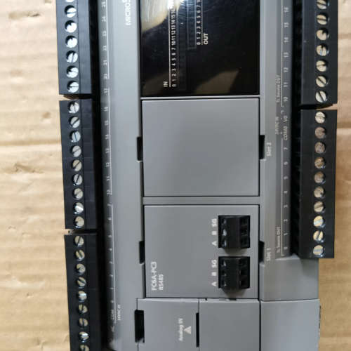 和泉IDEC FC6B-C40P1A，带FC6A-PC3