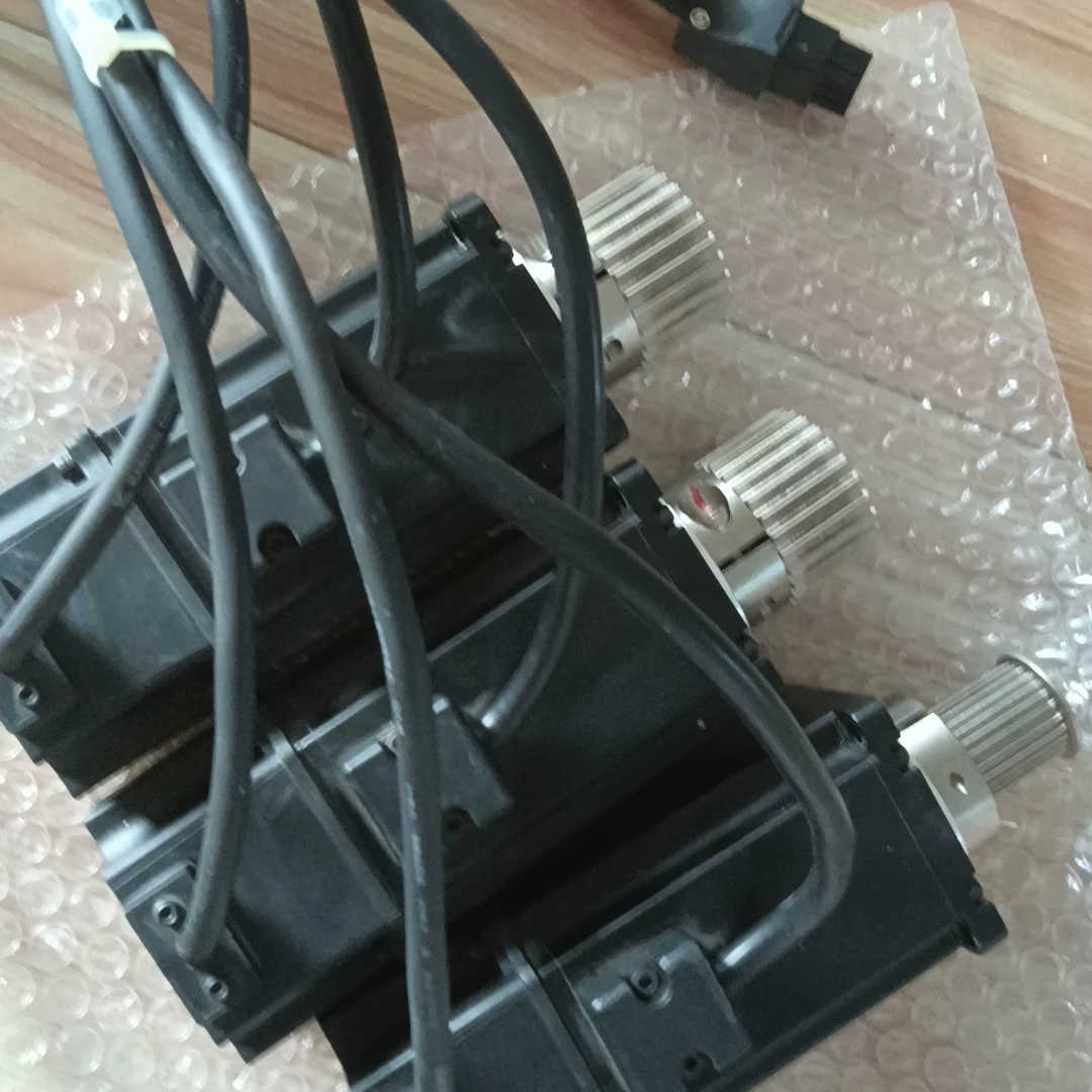 东洋TMA-L040R30AAK   TOYO 台湾交流伺服