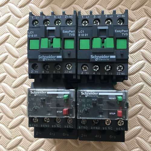 接触器LC1E1801/1810/1201/1210带