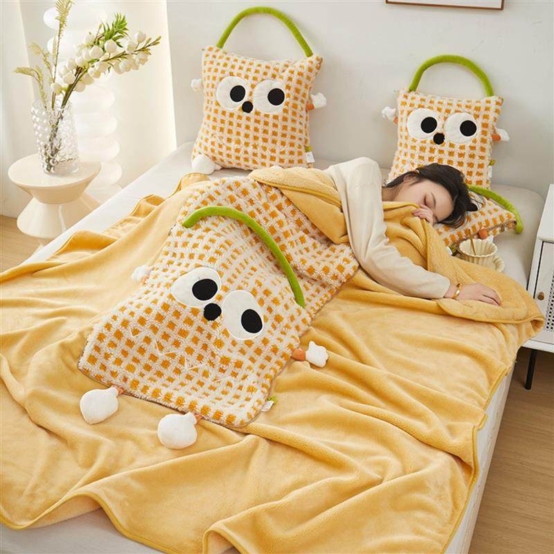 毛毯抱枕二合一高级感午睡毯午休毯子盖毯可爱办公室折叠两用靠垫