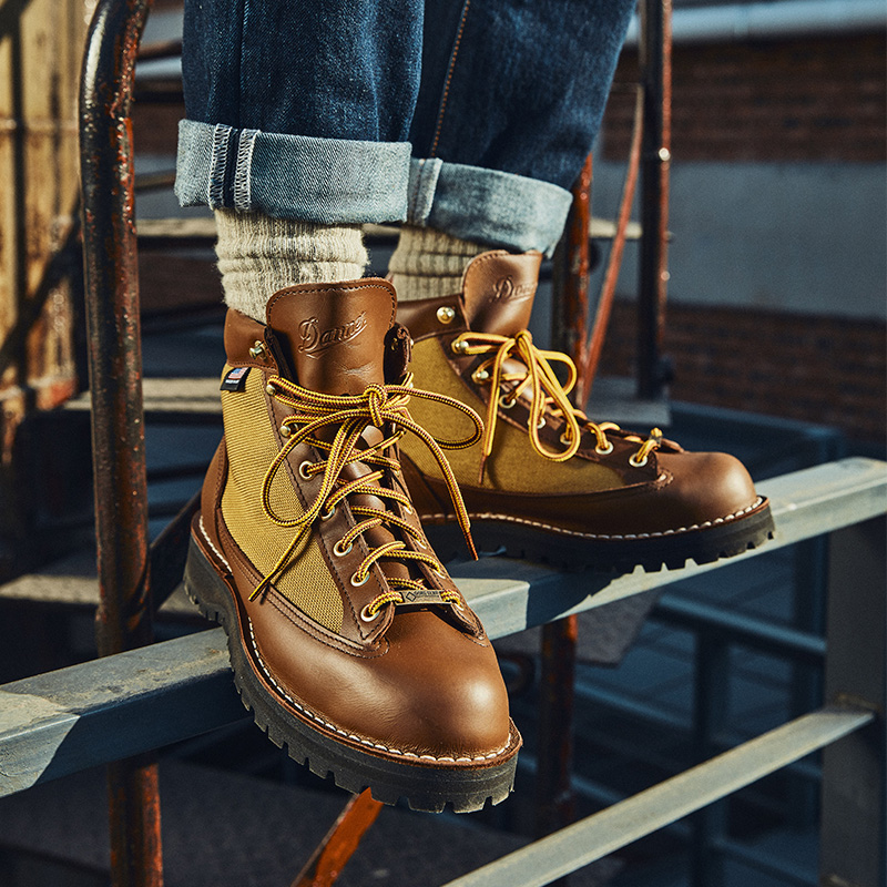Danner 丹纳防水手工防滑工装靴户外徒步登山鞋Danner light