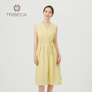 TRIBECA翠贝卡2024春季新款商场同款打褶V领纯色收腰显瘦连衣裙