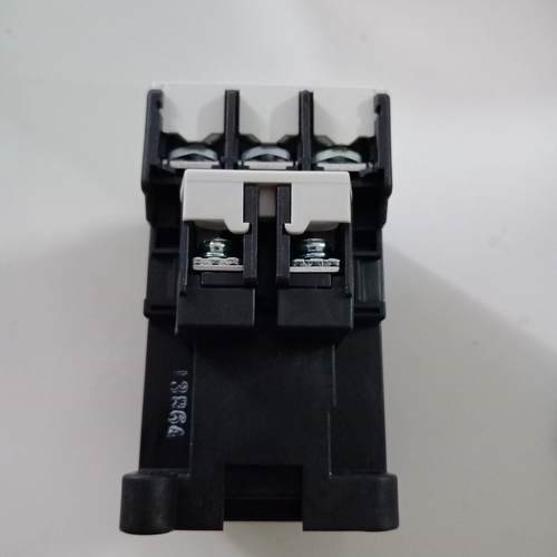 SC-E15PMPN交接触器SC-E02E03E042E0S流C-EPE3PE2SP220V