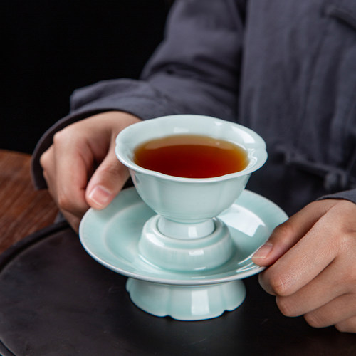 景德镇陶瓷仿宋湖田影青品茗杯
