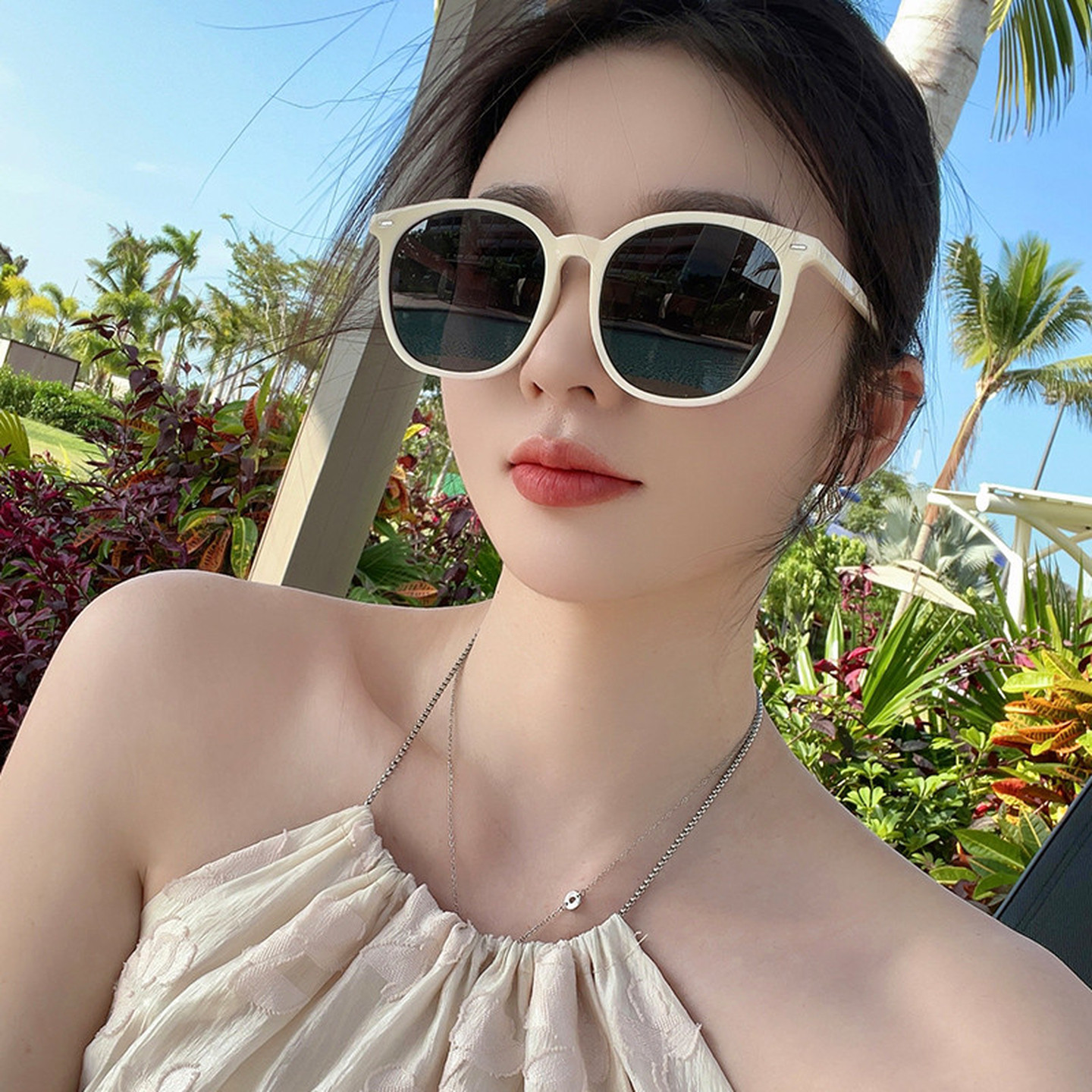 高级感墨镜女2026新款晒防紫外线白色方圆脸显小近视偏光太阳眼镜