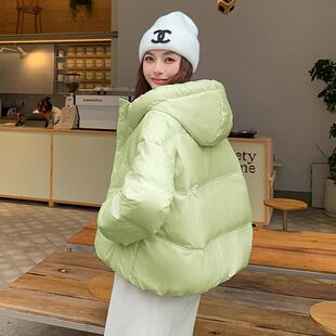 绿色羽绒服女短款2025新款女款冬季巨好看的女士轻薄加厚冬装外套