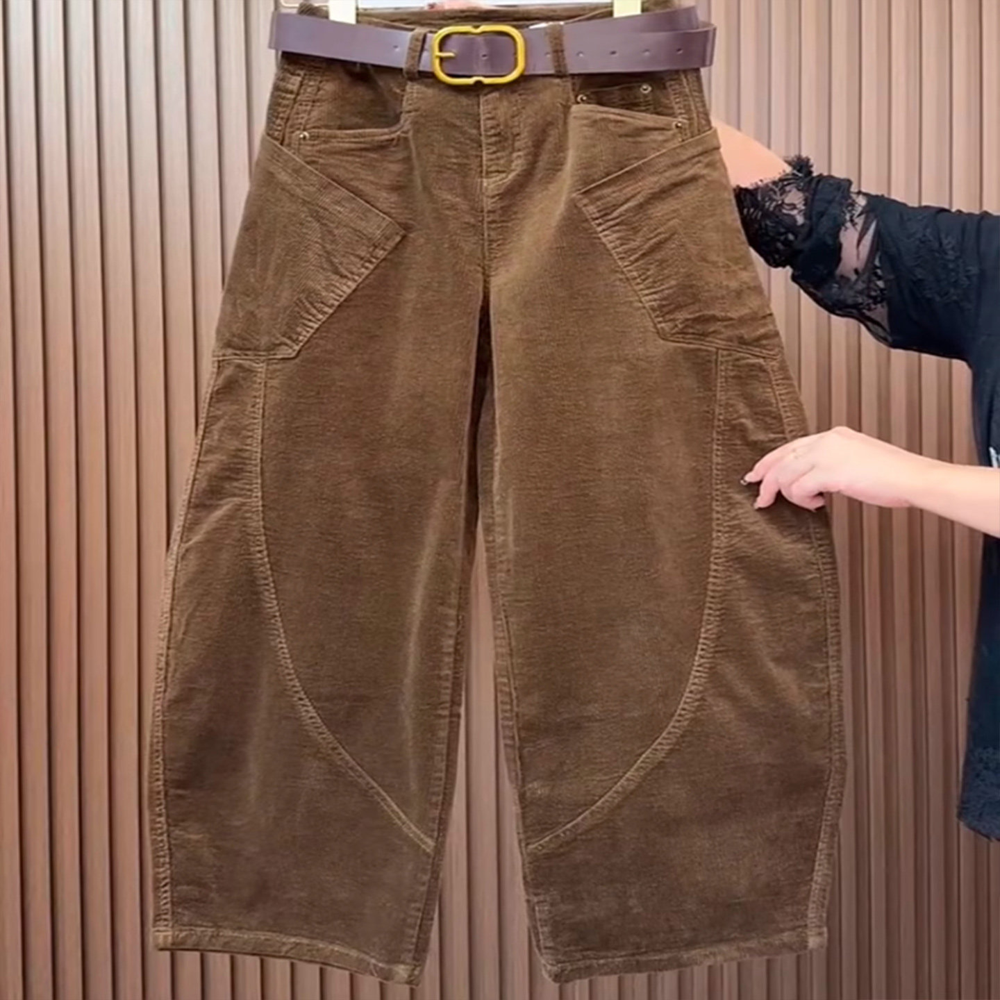 咖色灯芯绒弯刀阔腿裤女秋冬2025新款大码胖mm宽松加绒休闲直筒裤,女装/女士精品,大码裤装,淘宝优惠券,粉丝福利购,淘宝优惠卷