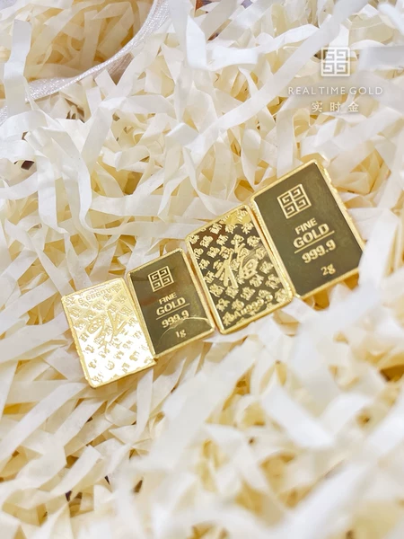 Товары от 实时金珠宝