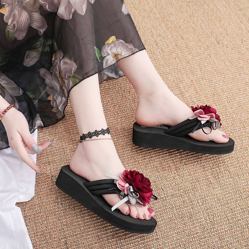 人字拖女坡跟夏时尚夹脚海边度假拖鞋花朵休闲防滑外穿厚底沙滩鞋,女鞋,人字拖,淘宝优惠券,粉丝福利购,淘宝优惠卷