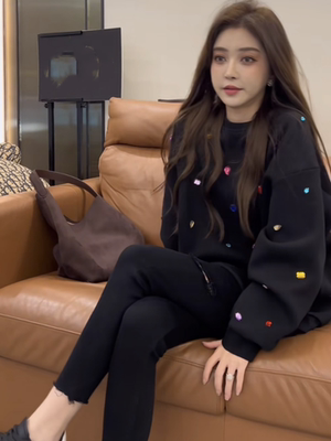 设计感卫衣时尚气质百搭休闲长袖