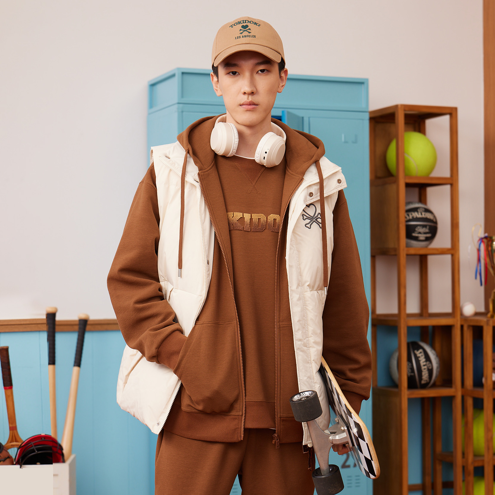 tokidoki羽绒马甲2023年新款