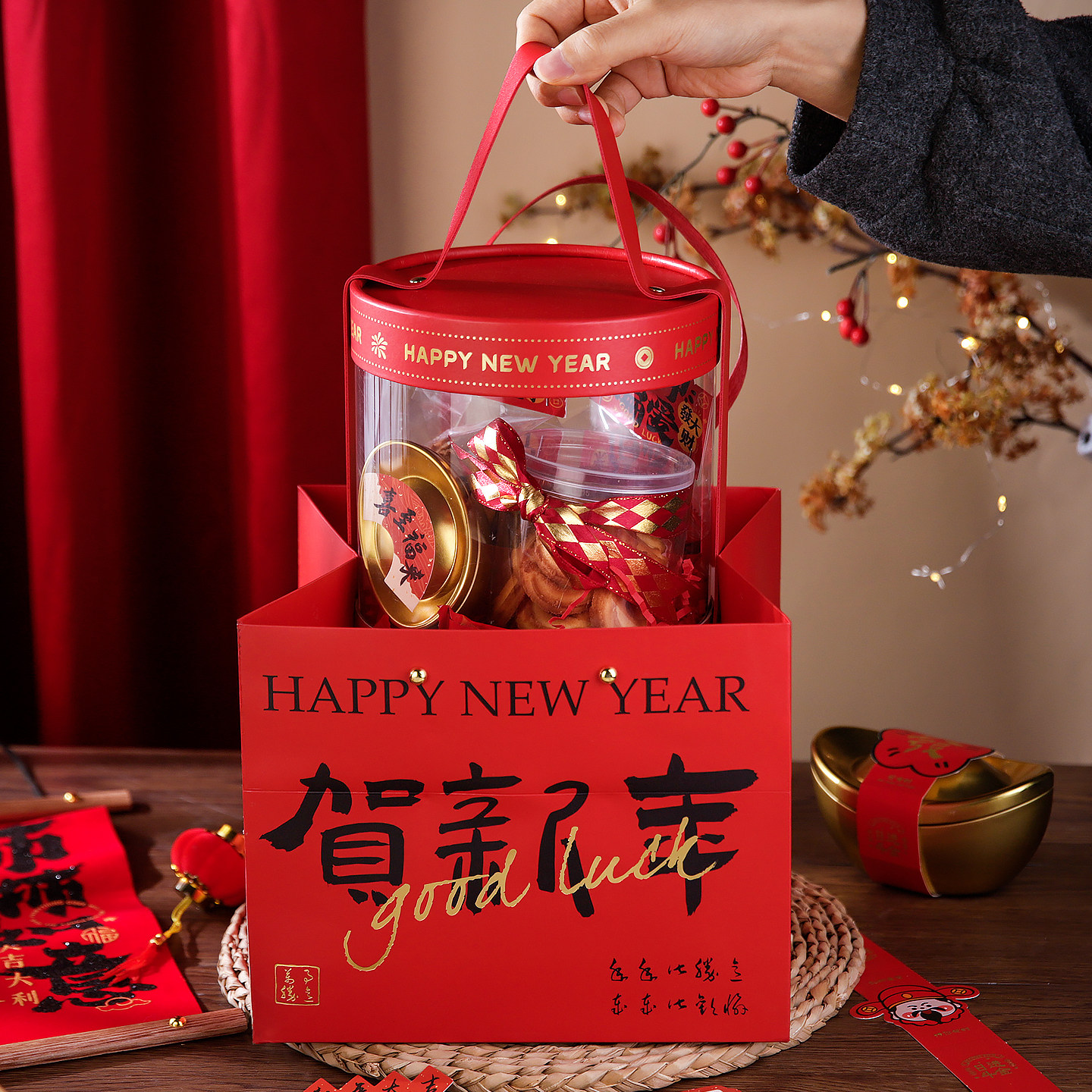 2026新年抱抱桶礼品盒糖果礼物盒曲奇饼干盒子礼盒空盒马年包装盒,包装,年货礼品包装,淘宝优惠券,粉丝福利购,淘宝优惠卷