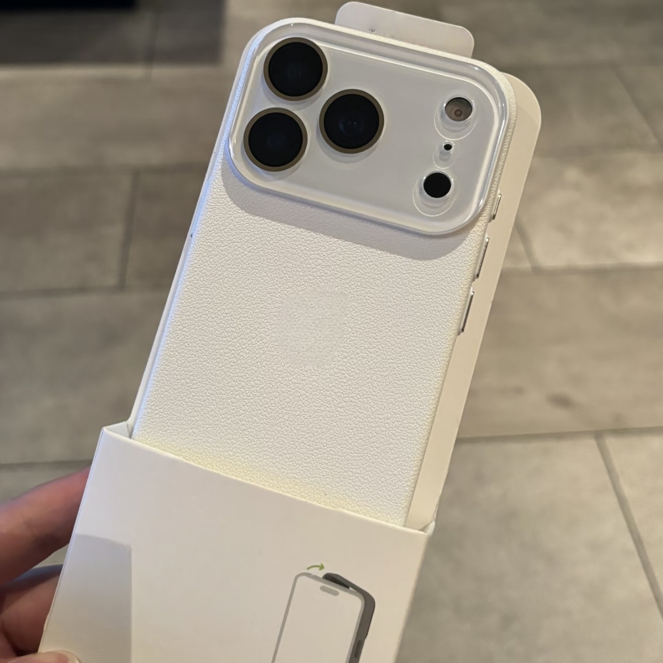 适用于苹果17手机壳iphone16promax简约纯色荔枝纹15pro max高级plus新款14pro防摔超薄13带镜头膜全包12男女