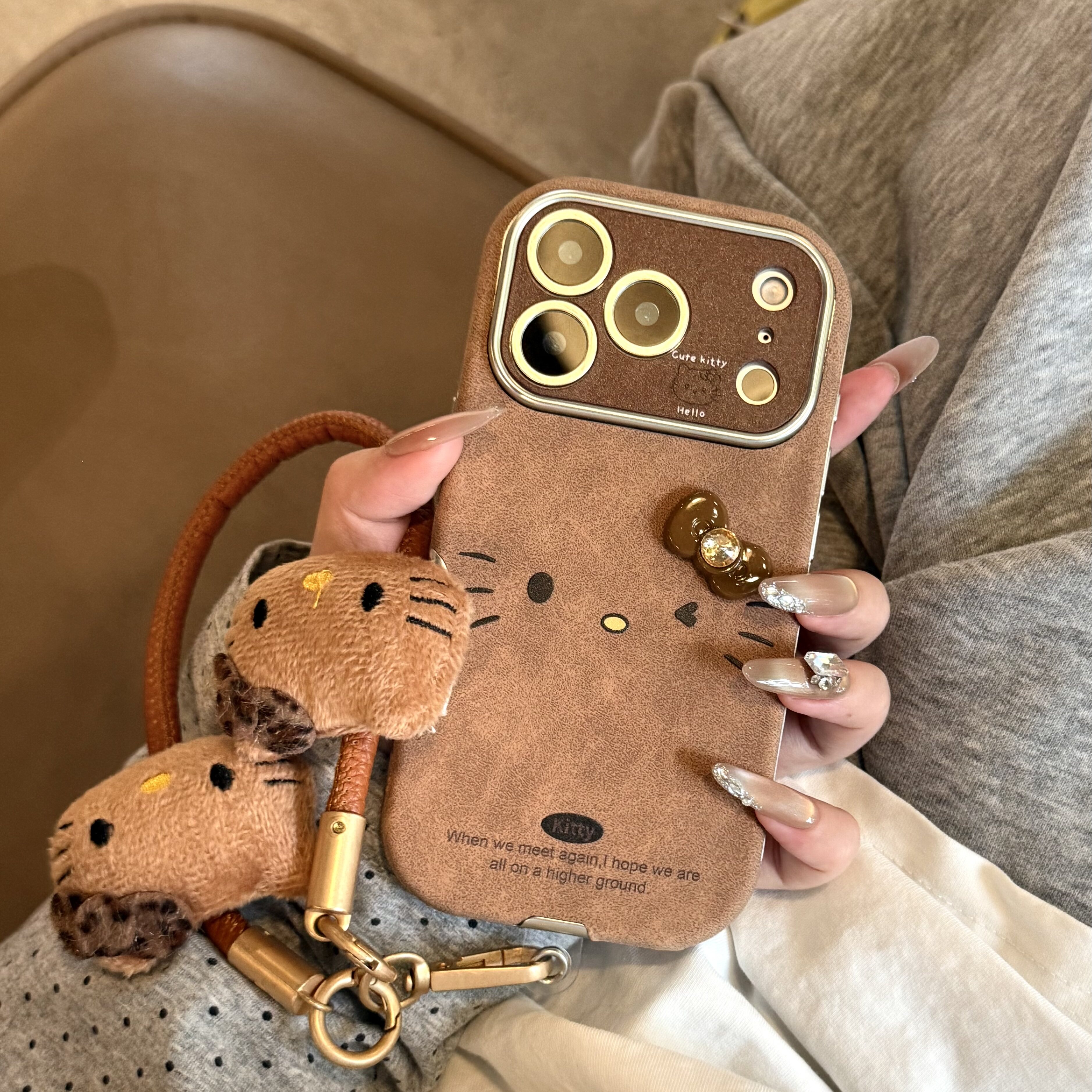皮质大视窗适用iphone17promax手机壳秋冬新款苹果16pro卡通kt猫15带挂绳14高级感女款13硅胶12p防摔保护套外