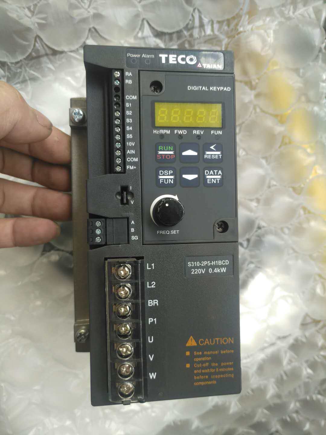 teco台安变频器东元s310-2p5-h1bcd 变频器220v0.4kw 实物拍摄