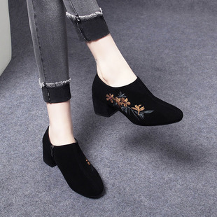 深口单靴2025新款 春秋女鞋 超软单鞋 旗袍妈妈鞋 中跟时尚 真皮绣花鞋