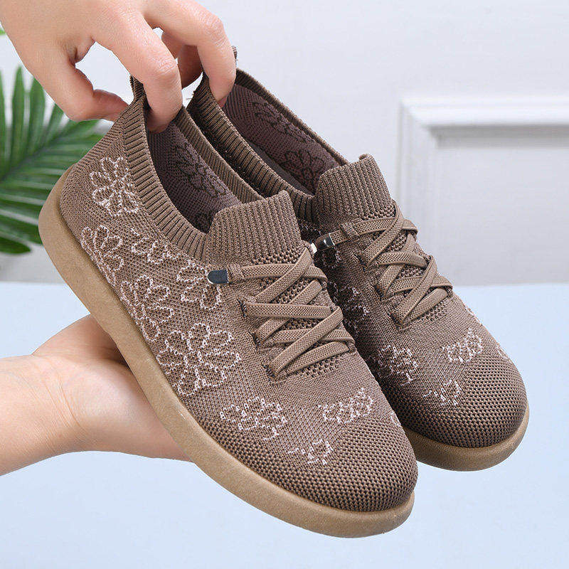 一脚蹬舒适妈妈鞋老北京布鞋女2026春新款软底网面透气绣花阿甘鞋,女鞋,棉鞋,淘宝优惠券,粉丝福利购,淘宝优惠卷