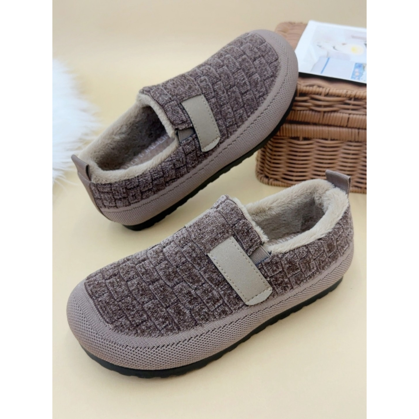 保暖舒适轻便棉鞋加绒加厚冬季女士妈妈鞋外穿平底防滑轻便豆豆鞋,女鞋,勃肯鞋/软木鞋,淘宝优惠券,粉丝福利购,淘宝优惠卷