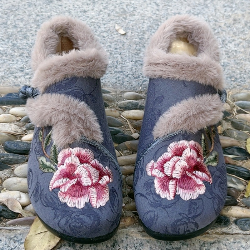 民族风绣花鞋冬季加绒一脚蹬棉鞋