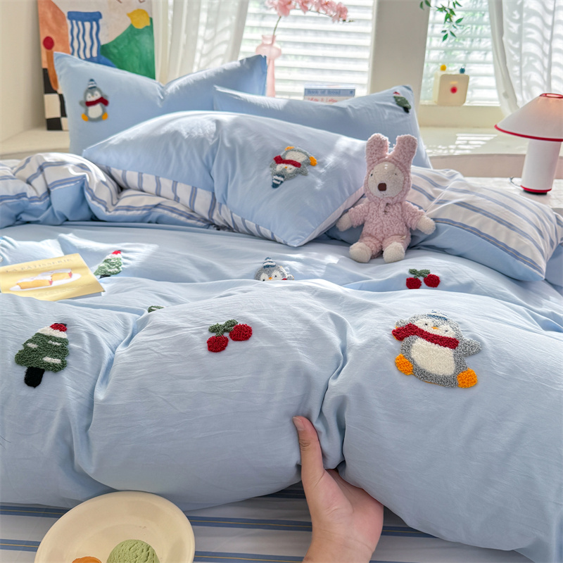卡通企鹅毛巾绣被套枕套三件套