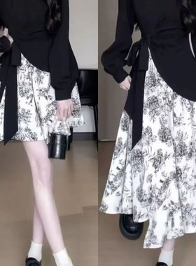 秋装新款新中式国风水墨花花拼接长袖连衣裙显瘦设计感收腰长裙子