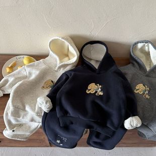 儿童卫衣套装加绒冬季新款男童卡通卫裤宝宝连帽卫衣两件套女加厚