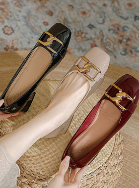 法式方头高跟鞋女粗跟2025年新款红色婚鞋春秋季漆皮中跟浅口