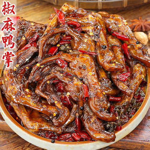 椒麻鸭掌肉质紧实椒麻香浓解馋爽
